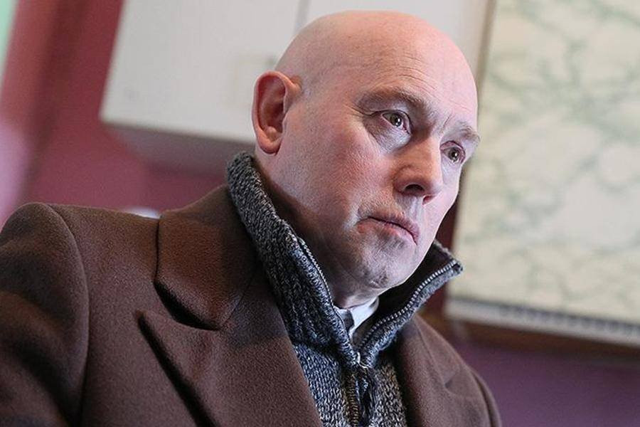 Актер из РФ Виктор Сухоруков пожаловался на то, как ему пришлось выпрашивать деньги на кино