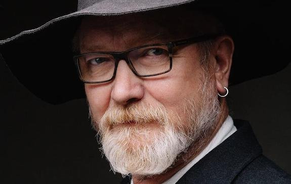 Актер Виктор Бычков проинформировал о своей пенсии в размере 12,5 тысячи рублей