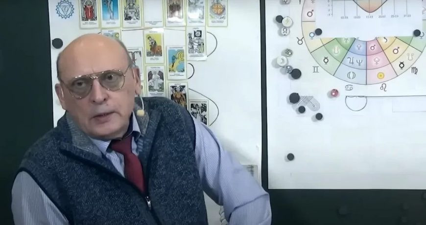 Астролог Александр Зараев предсказал окончание СВО на Украине и президентство Медведева