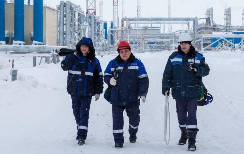 День вахтовика в России отмечается 27 апреля 2023 года по всем традициям