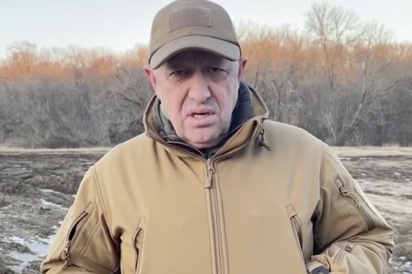 Евгений Пригожин проинспектировал набор бойцов в ЧВК «Вагнер» и пообщался с потенциальным новобранцем в колл-центре