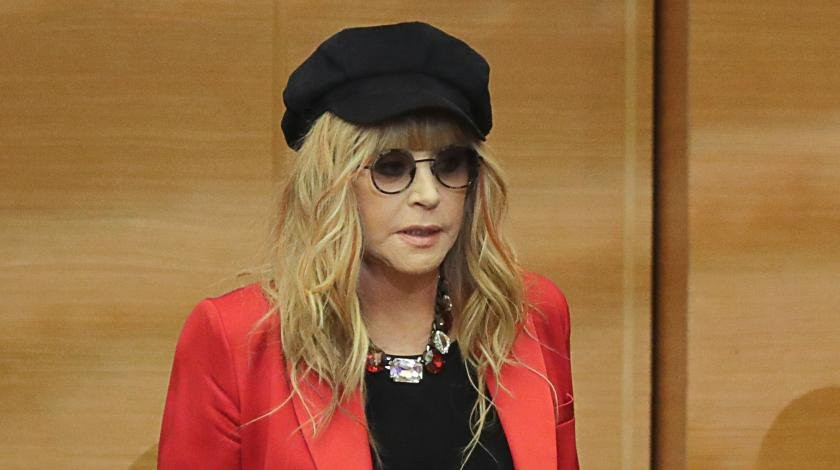 Фото Аллы Пугачевой исчезло из портретной галереи в БКЗ «Октябрьский» не случайно