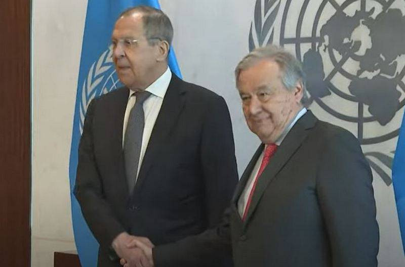 Генсек ООН призвал главу МИД России Сергея Лаврова продлить «зерновую сделку»
