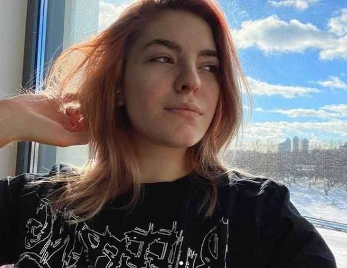 «ГЛАС»: Стало известно, как спустя 15 лет выглядит самая первая Женька из сериала «Сваты»