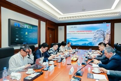 Huawei и ее партнеры провели круглый стол для представителей СМИ в рамках саммита HAS2023 - Новая общественная газета