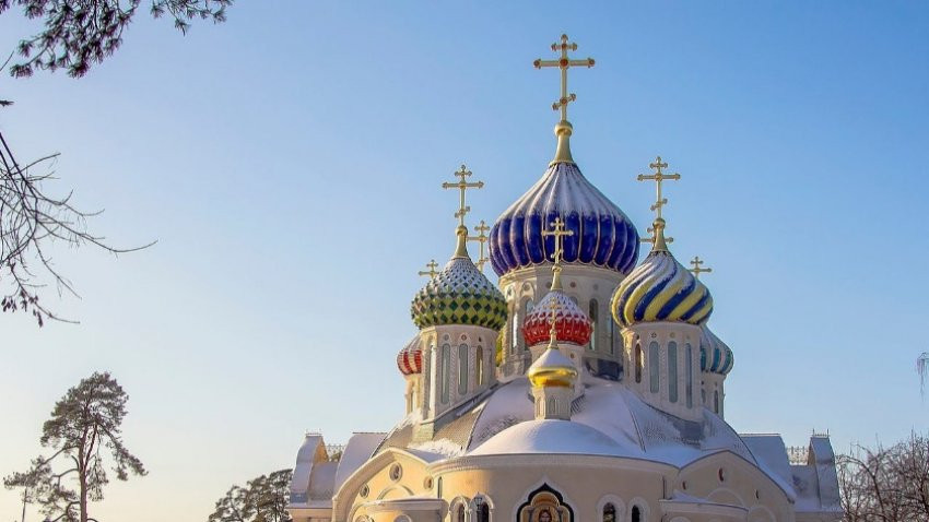 Икона «Живоносный источник»: история и значение, в чем помогает образ и какие молитвы у него читать