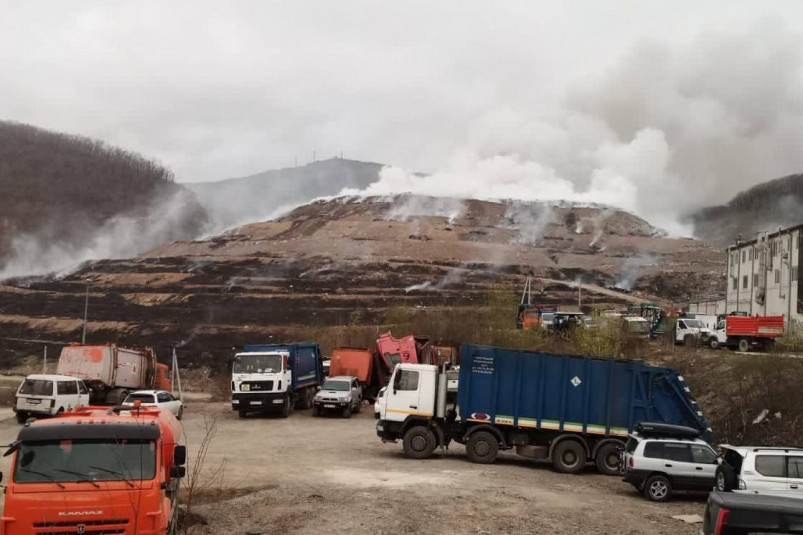 Из-за пожара полигон ТБО на Холмистой перестал принимать строительный мусор