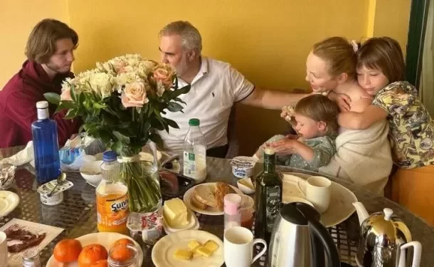 Экс-солистка группы «ВИА Гра» Альбина Джанабаева показала дочь от Валерия Меладзе