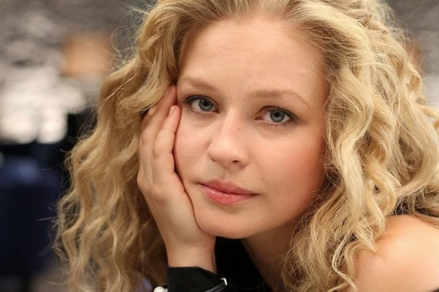 Юлия Пересильд ответила на критику и упреки в свой адрес