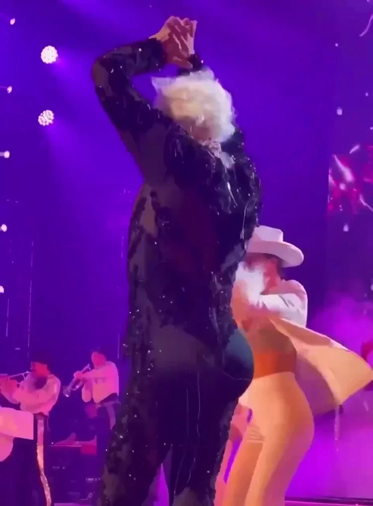 Юрий Лоза категорически отказался обсуждать увеличенные ягодицы певца из РФ Филиппа Киркорова