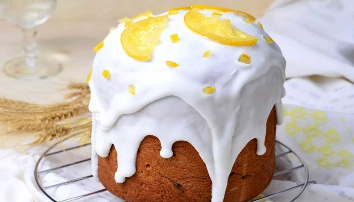 Как приготовить глазурь на белках для пасхальных куличей, чтобы она не крошилась