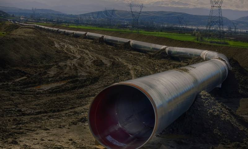 Казахстан, несмотря на острую зависимость от российской инфраструктуры, пытается увеличить экспорт своей нефти в обход России