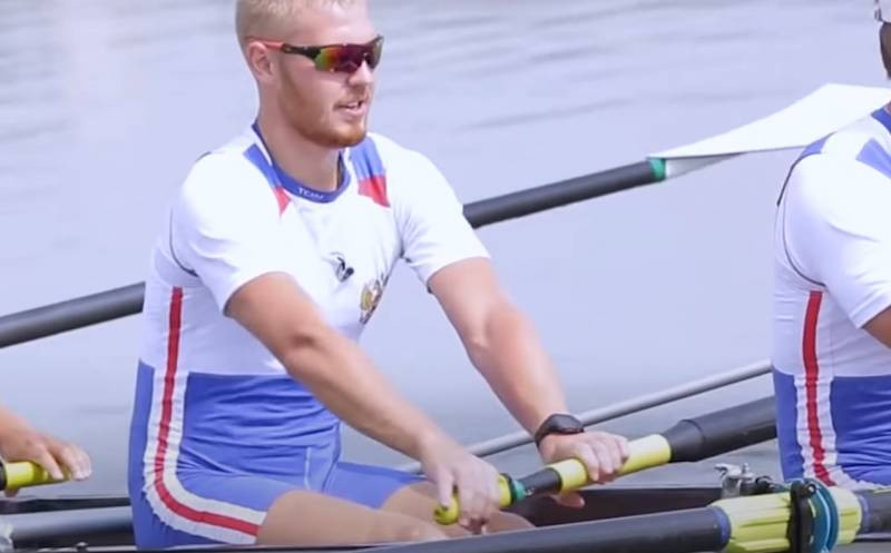 Международный совет военного спорта не стал запрещать российским и белорусским атлетам выступать под национальными флагами