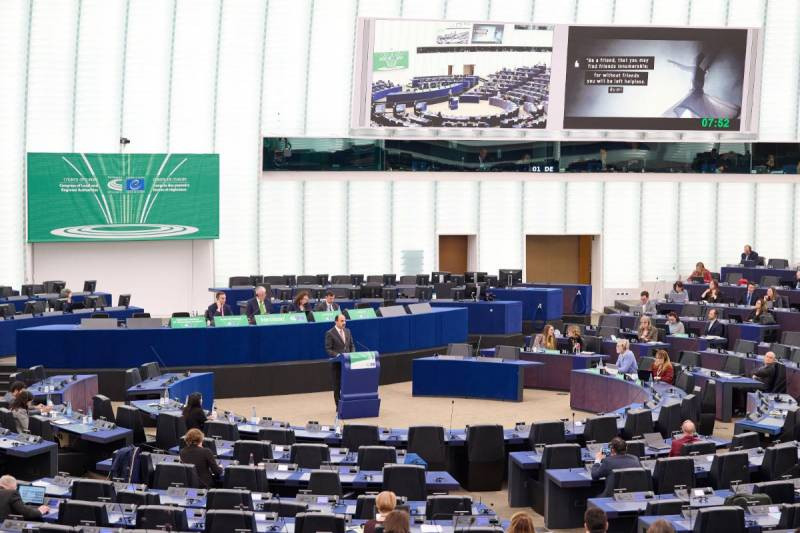 «Неприятно удивил»: Киев отказался поддержать территориальную целостность Сербии