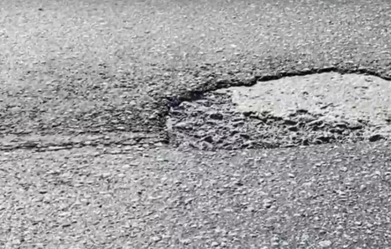 ОНФ попросил водителей сообщить о ямах и выбоинах на трассах М-5 и Р-254 в Челябинской области