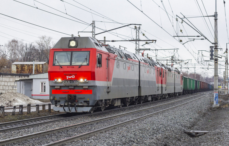 Под колёсами поезда в Челябинской области погиб пожилой мужчина