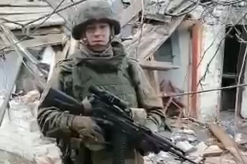 Подозреваемый в мошенничестве мэр Большого Камня находится в отряде “Тигр” под Павловкой