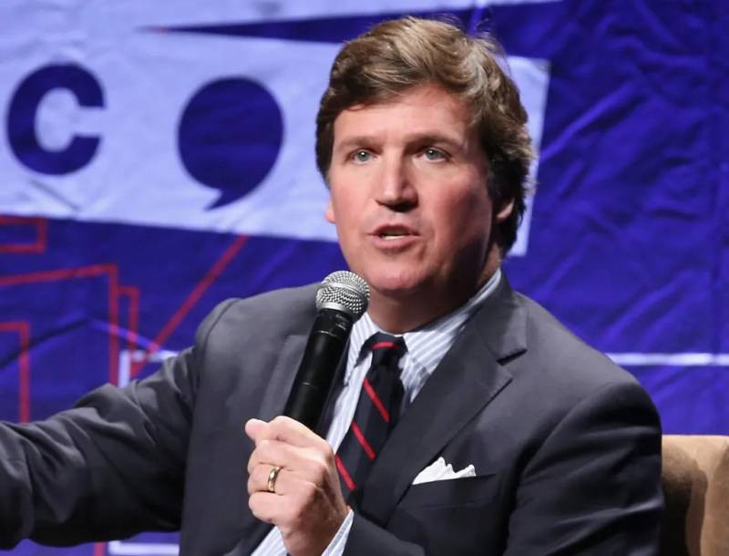 Politico: В Пентагоне с радостью восприняли новость об увольнении ведущего телеканала Fox News Такера Карслона