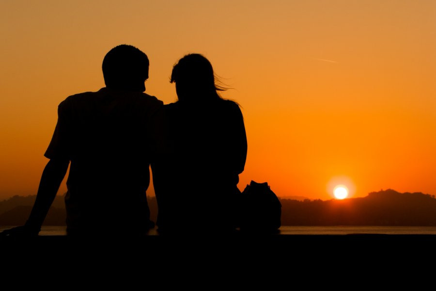 Reddit: девушка выяснила, что у возлюбленного есть жена, и помогла ей собрать доказательства измены