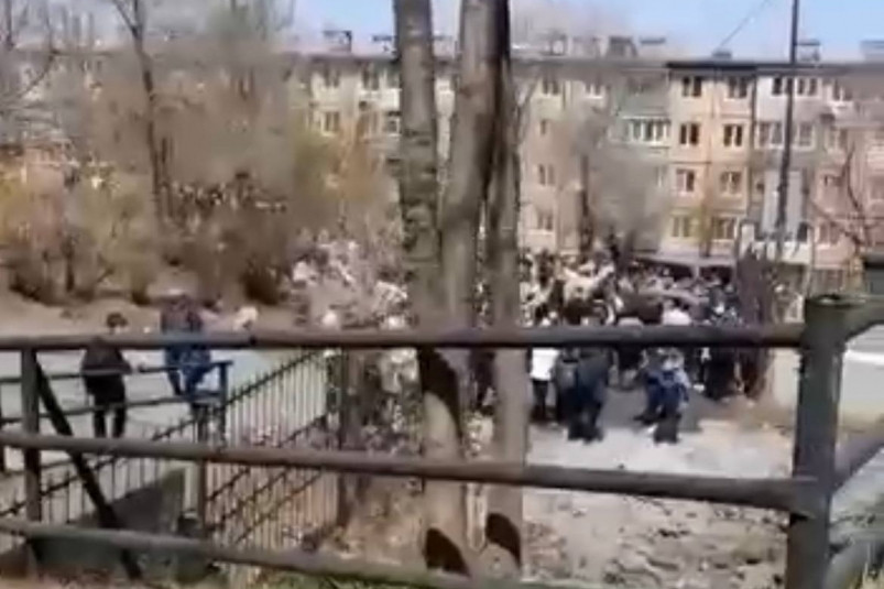 Школу эвакуировали во Владивостоке