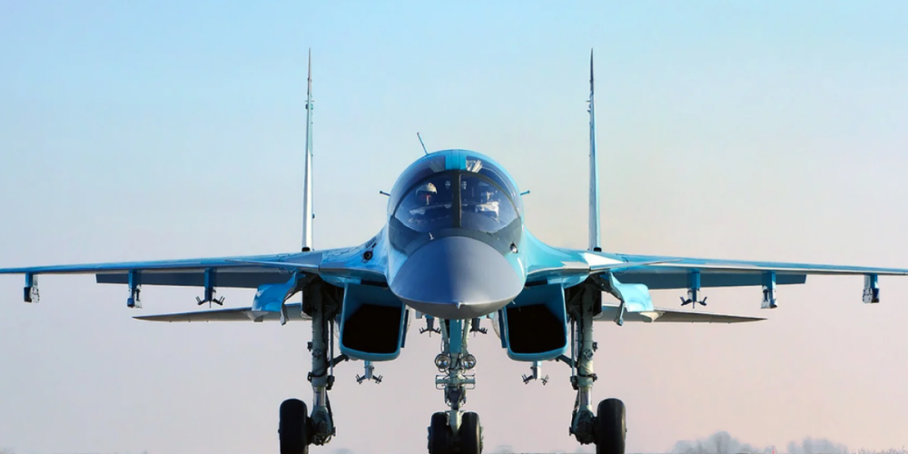 «Адский утёнок» для Вьетнама. Су-34 — фаворит тендера на замену 40 Су-22 вьетнамских ВВС. Испугается ли Ханой санкций со стороны США?