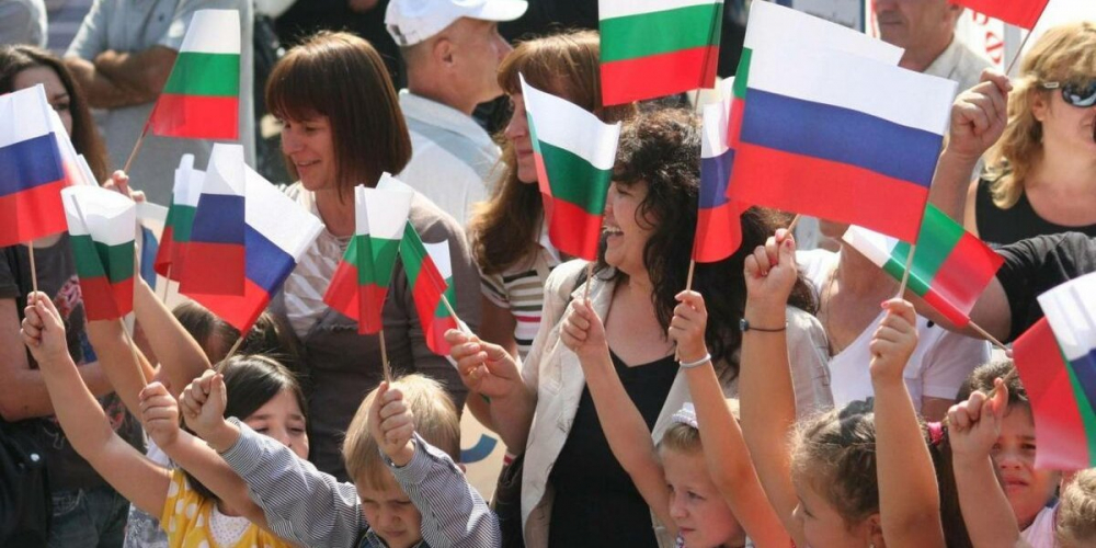 «Братушки-болгары» комментируют высылку наших дипломатов из Болгарии