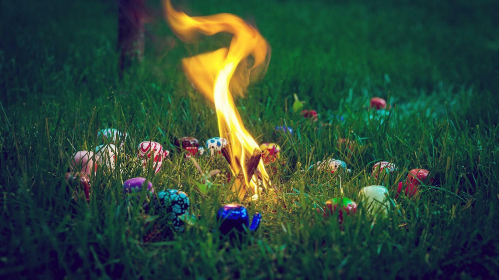 Что за праздник Вальпургиева ночь, приметы и запреты ведьминой ночи с 30 апреля на 1 мая