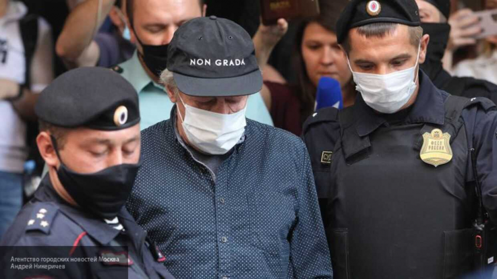 Ефремов в суде пошутил о раздвоении личности в момент ДТП