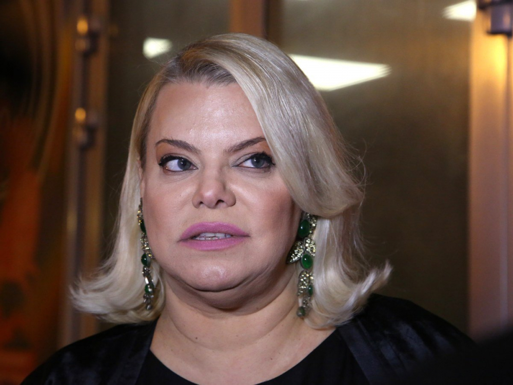 Яна Поплавская сообщила, что Андрей Данилко переобувается так, что тапочки в воздух летят