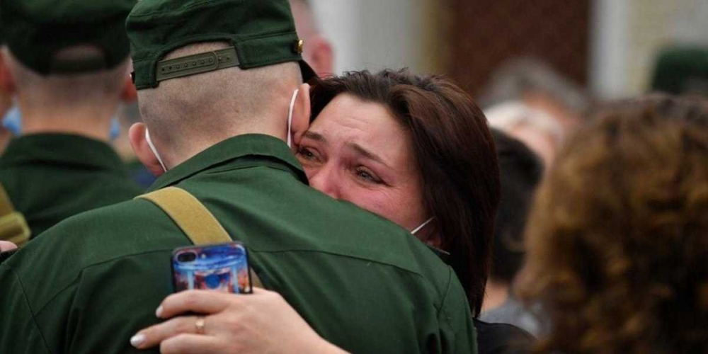 Петербуржцев вызывают военкомы: Нужно ли россиянину идти в военкомат, если мобилизация закончилась, а повестка пришла