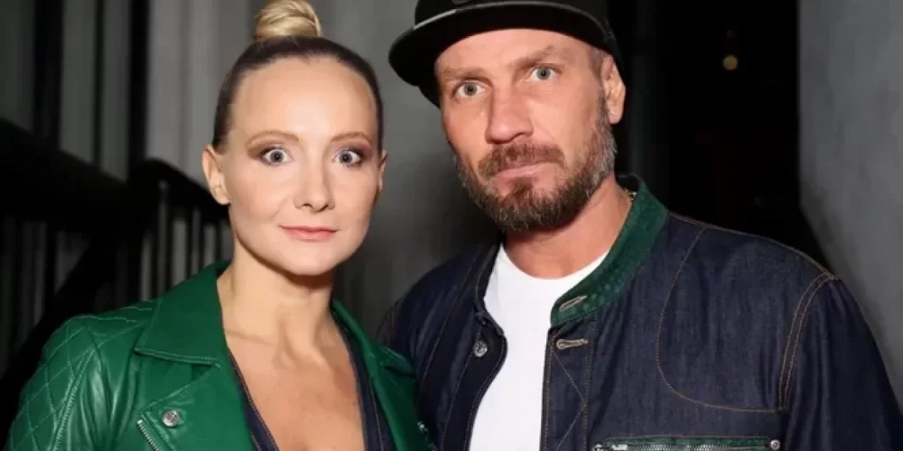 Роман Костомаров сегодня 22 апреля 2023: В сеть попала татуировка на руке фигуриста, свежие новости — последние новости о состоянии олимпийского чемпиона, перенёсшего ковид, сепсис, ампутацию, инсульт, новости сейчас 22 апреля