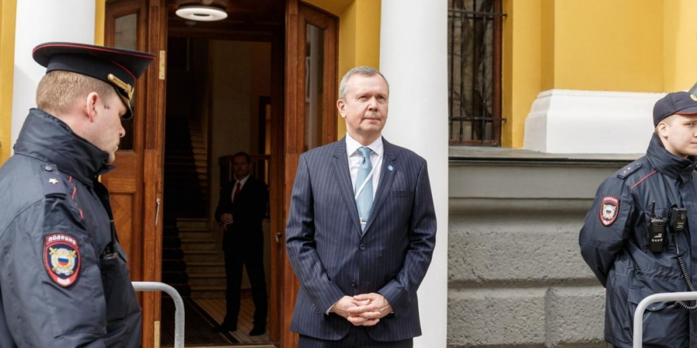 Россия объявила о высылке посла Эстонии до 7 февраля 2023 года в связи с решением России понизить статус дипломатического представительства