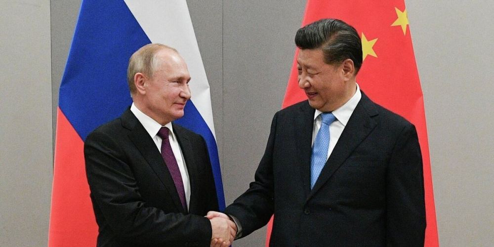 У Д.Байдена проблемы: надо решить– ехать ли на саммит G-20, так все уверены что РФ с Китаем вместе выступят там против Запада