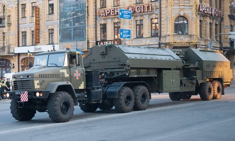 Уничтожение при помощи дрона-камикадзе «Ланцет» украинской контрбатарейной РЛС попало в кадр