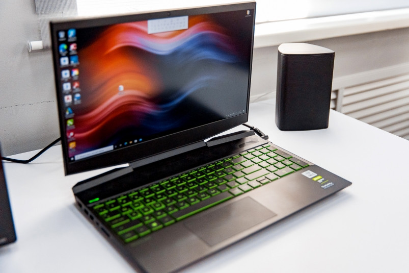 В Минцифре сделали заявление о предустановке российской ОС на все ввозимые компьютеры