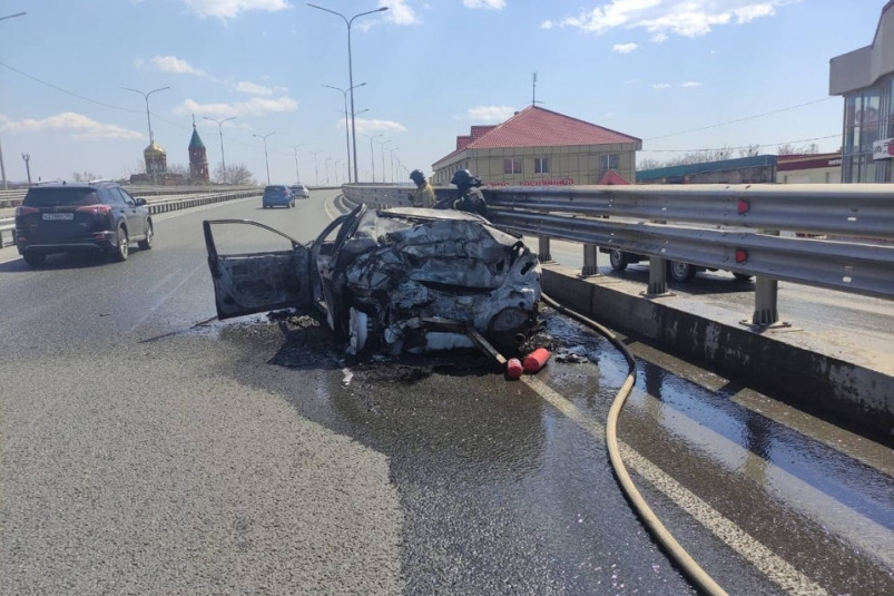 В Приморье установили обстоятельства ДТП, в котором дотла сгорел автомобиль