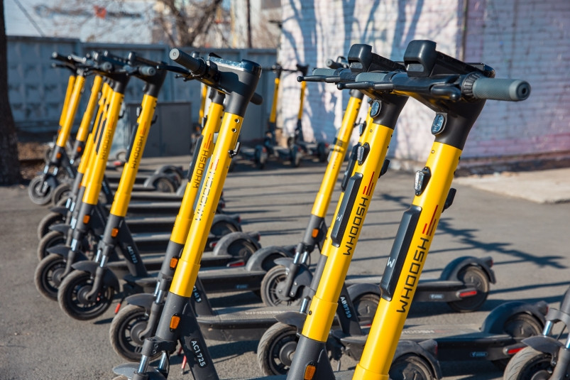 В России предложили запретить аренду электросамокатов за езду в пьяном виде