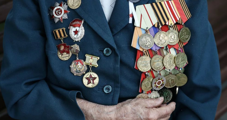 Ветераны ВОВ в России получат от 10 до 25 тысяч рублей ко Дню Победы: размер выплаты в регионах