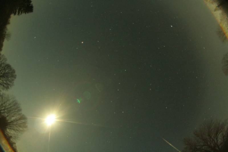 «Вовсе не ПВО»: над Киевом пролетал объект, прибывший из космоса