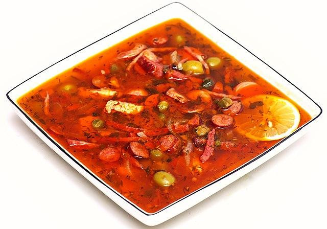 Врач Мусичова перечислила 3 популярных супа, которые лучше убрать из рациона