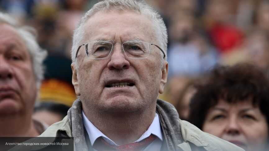 Жириновский назвал ошибкой свое решение о женитьбе