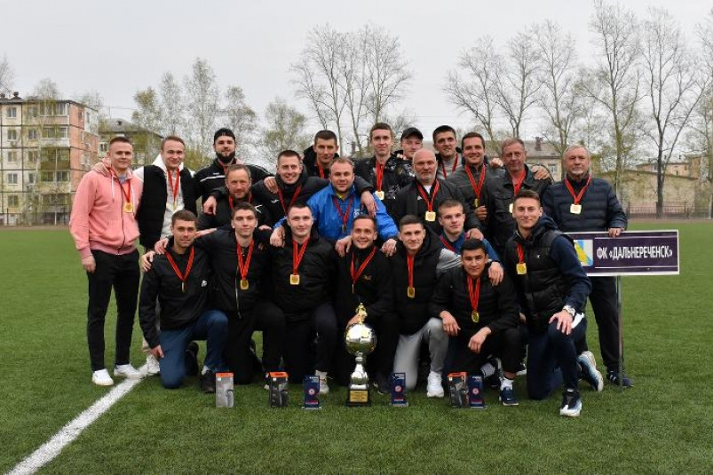 Без единого поражения: кубок Дальнего Востока по футболу завоевали приморцы