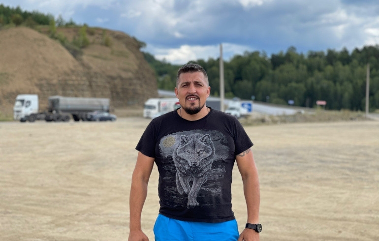 Блогер из Копейска попал в соцпроект по преображению с участием пластического хирурга из Италии