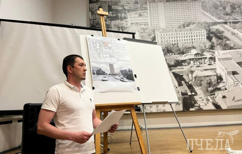 Челябинцы высказались на слушаниях о строительстве 24-этажки напротив «Торгового центра»