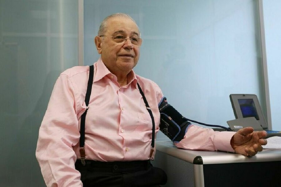 Евгений Петросян опроверг слухи о своем пребывании в реанимации