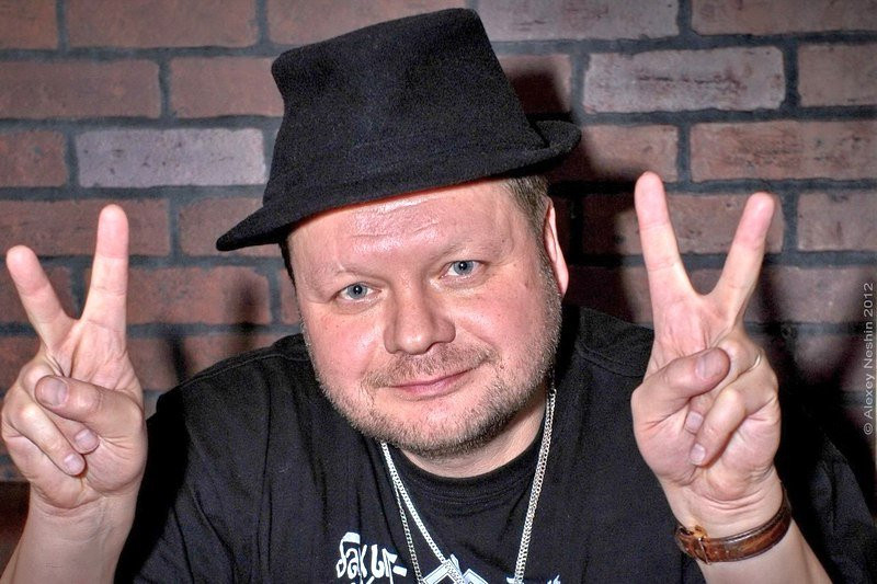 Грустную правду о Пугачёвой и Лёве из Би-2 раскрыл лидер группы «Бахыт-Компот» Степанцов