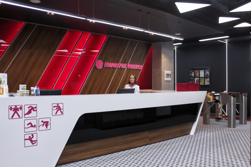 Лето в “Геометрии Фитнеса Строитель”