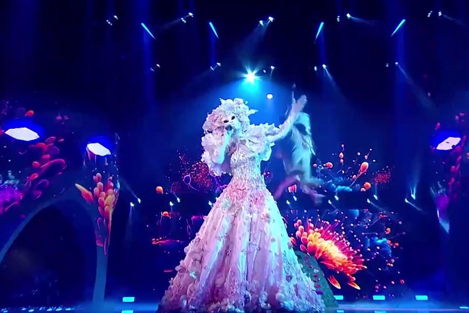 Личности Весны и Овна рассекретили в специальном выпуске музыкального телешоу «Маска»