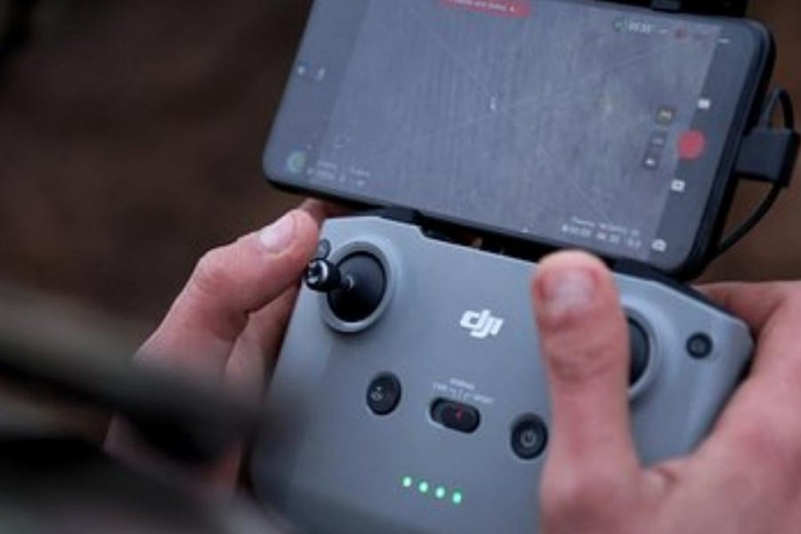 «Mash»: Пять российских пограничников получили ранения в результате атаки украинского БПЛА на здание УФСБ в Курской области