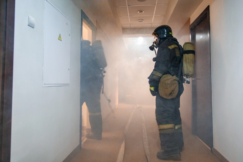 Общежитие колледжа загорелось в Уссурийске